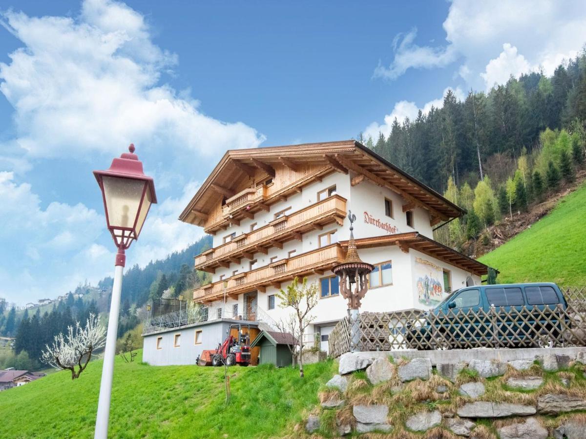 Scenic Apartment In Tirol With Garden Kaltenbach Dış mekan fotoğraf