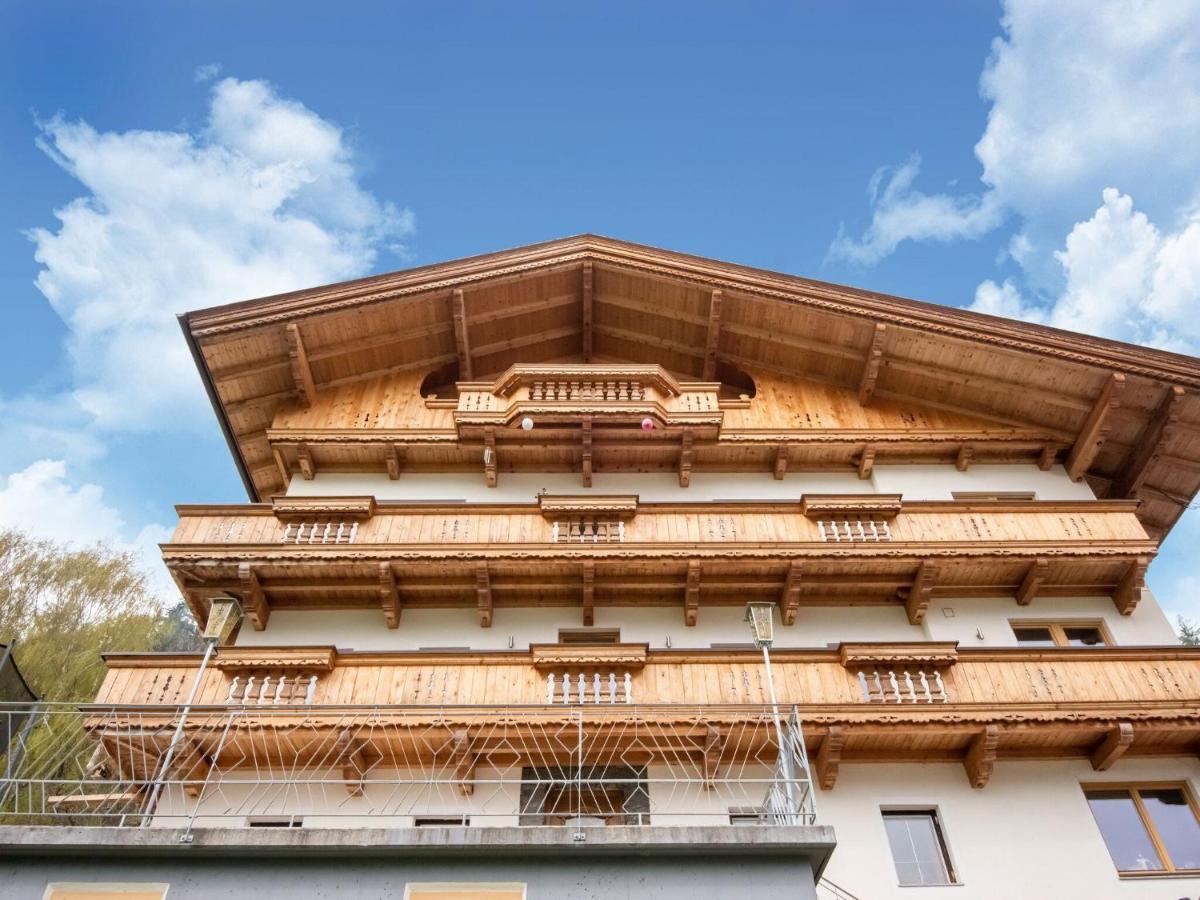 Scenic Apartment In Tirol With Garden Kaltenbach Dış mekan fotoğraf