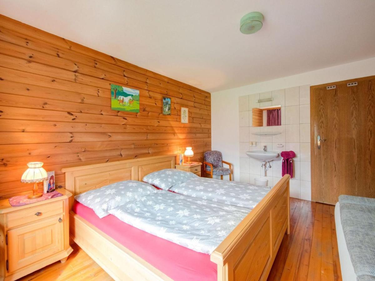 Scenic Apartment In Tirol With Garden Kaltenbach Dış mekan fotoğraf